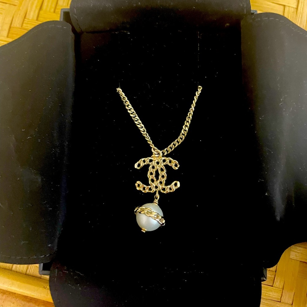 Chanel CC Pearl Drop Necklace